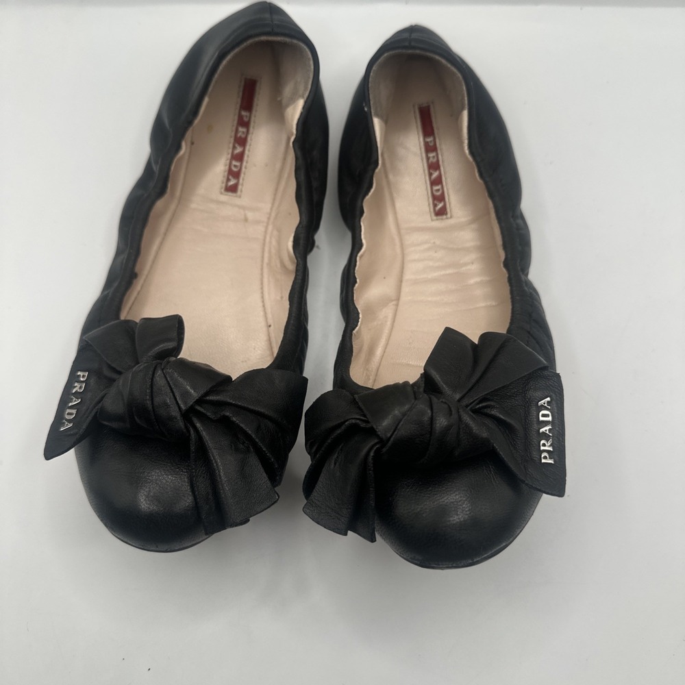 Prada Black Leather Bow Ballet Scrunch Flats 3F5440 Bow Size 36 1/2 - Picture 2 of 9